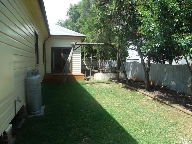 17 Albert St, Paterson NSW 2421