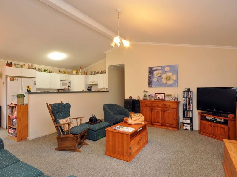 6 Sutton Grove, Branxton NSW 2335