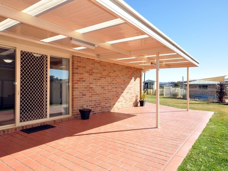 10 Daniel Avenue, Rutherford NSW 2320