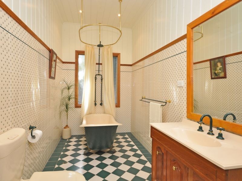 12 King Street, Lorn NSW 2320