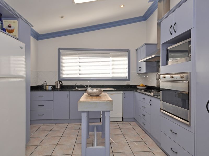 12 King Street, Lorn NSW 2320