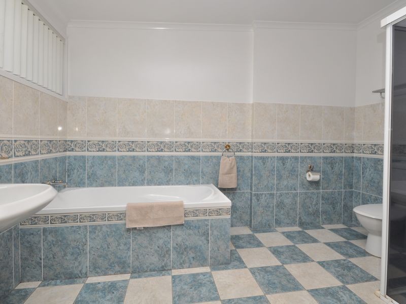 12 King Street, Lorn NSW 2320