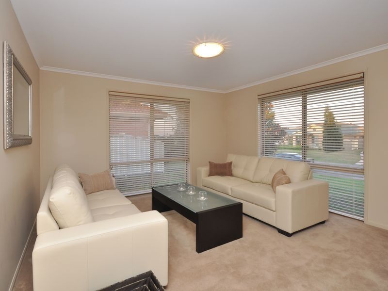 18 Acer Terrace, Thornton NSW 2322