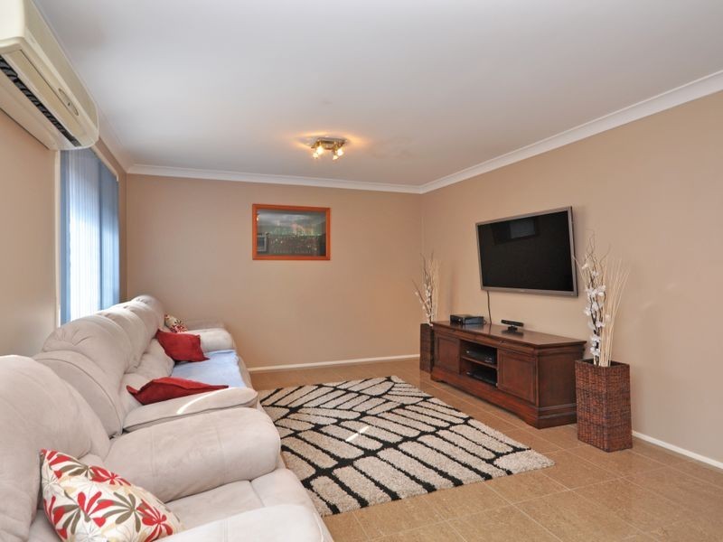 33 Gloaming Avenue, East Maitland NSW 2323