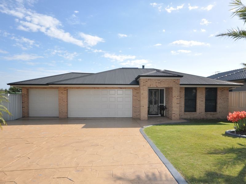 33 Gloaming Avenue, East Maitland NSW 2323