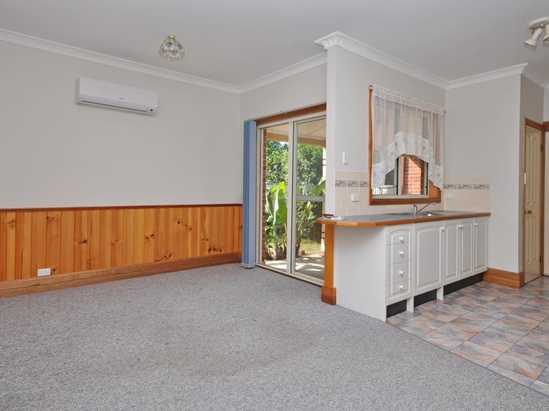 2/13A Brisbane Street, Lorn NSW 2320