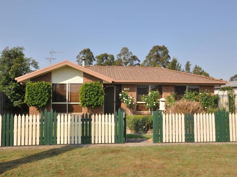 49 Sale Street, Greta NSW 2334