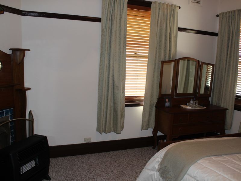 40 Tamworth Street, Abermain NSW 2326