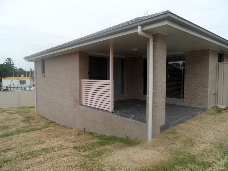 2/12 Fairview Place, Cessnock NSW 2325