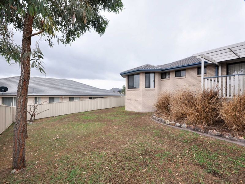 11 Fullford Cove, Rutherford NSW 2320