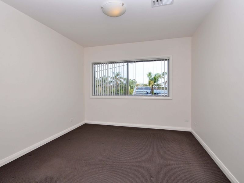 2/4 Foster Street, Tenambit NSW 2323