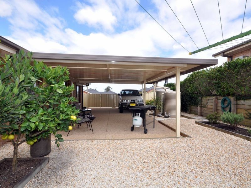 2 Dominic Cove, Rutherford NSW 2320