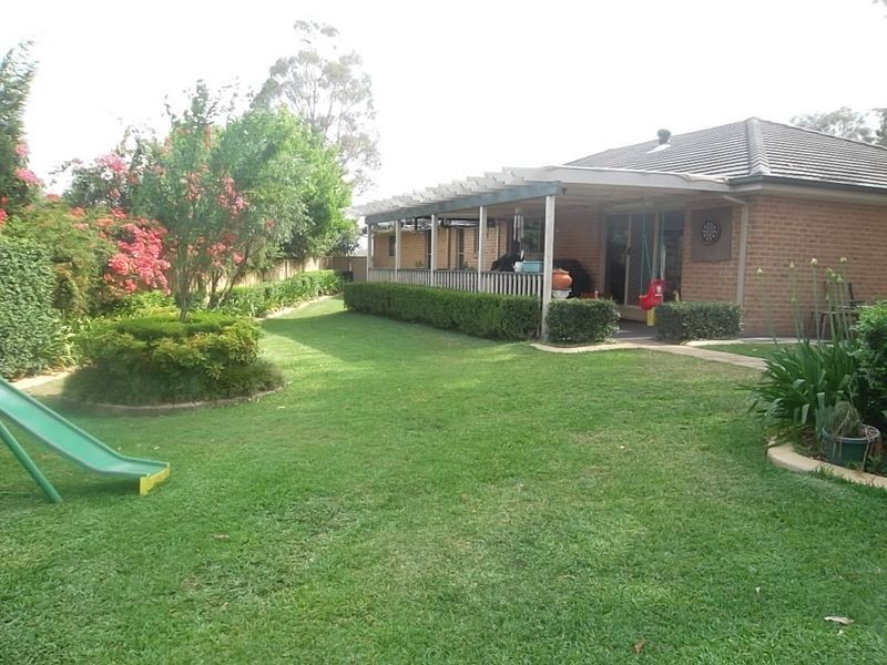 29 Bairds Close, Rutherford NSW 2320