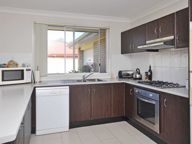 18 Prieska Way, East Maitland NSW 2323