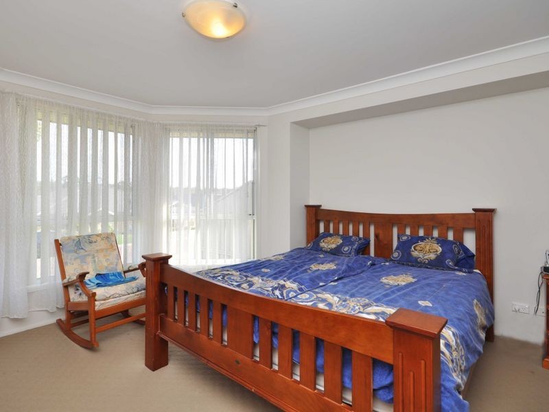 18 Prieska Way, East Maitland NSW 2323