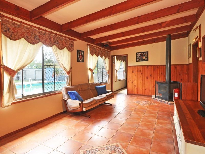 75 High Street, Wallalong NSW 2320