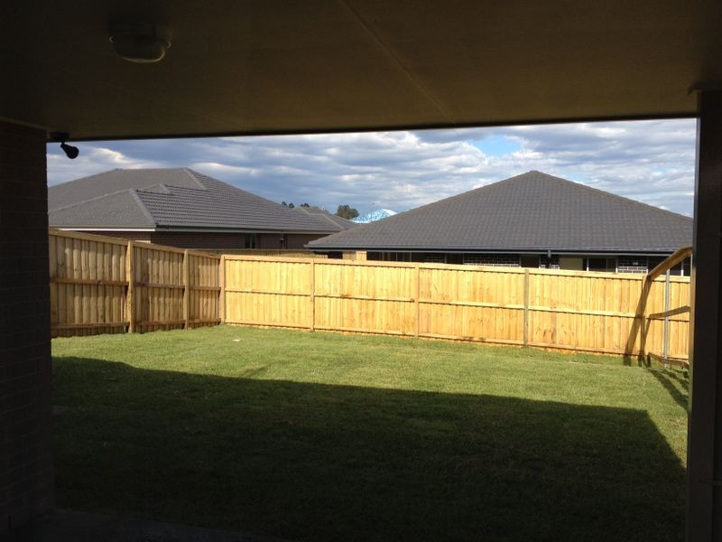 2/19 Teal Street, Aberglasslyn NSW 2320