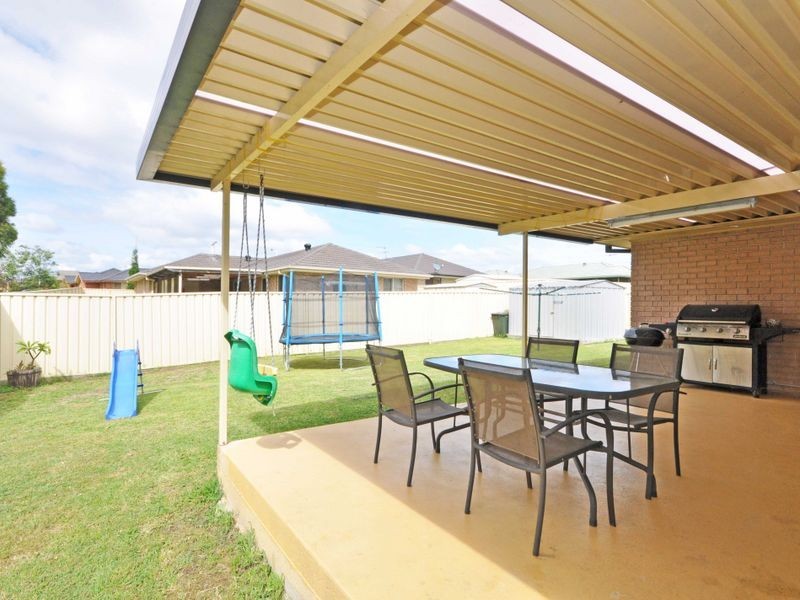 22 Coburn Circuit, Metford NSW 2323
