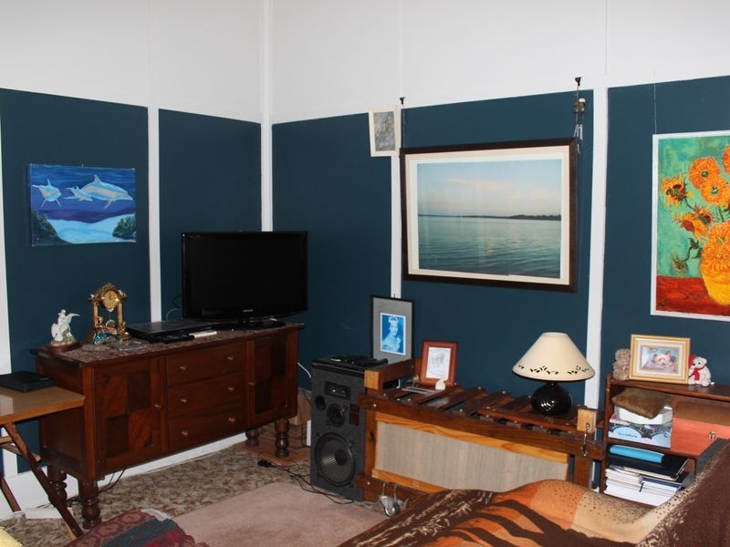 2 Cracknell Lane, Aberglasslyn NSW 2320