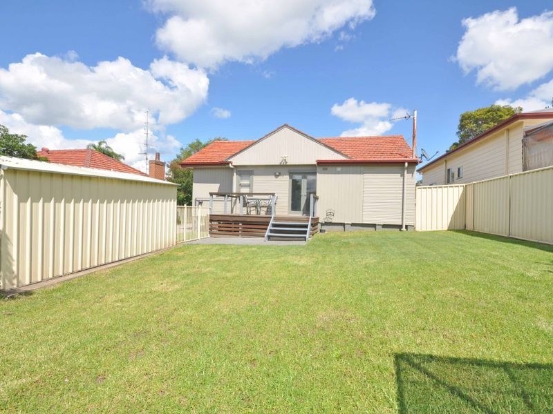 23 Thompson Street, Rutherford NSW 2320
