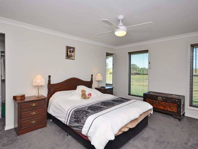 22 Arran Circuit, Largs NSW 2320