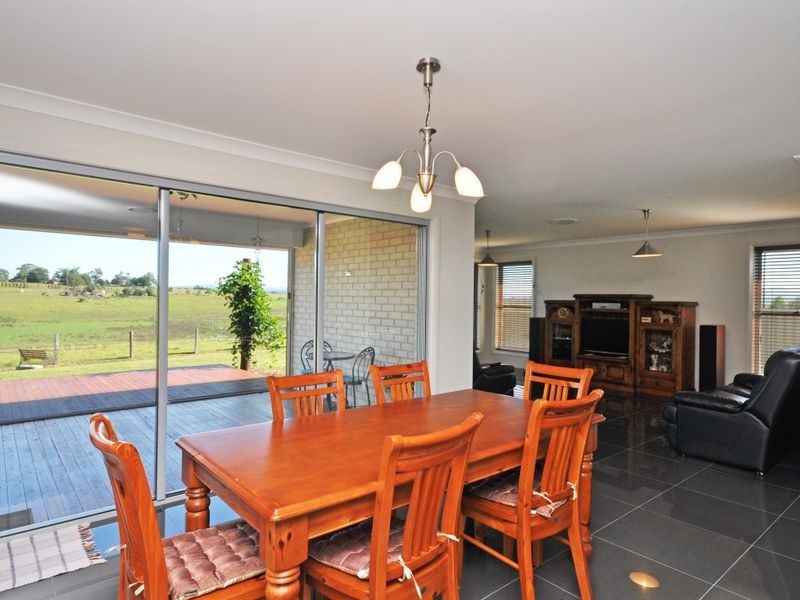 22 Arran Circuit, Largs NSW 2320