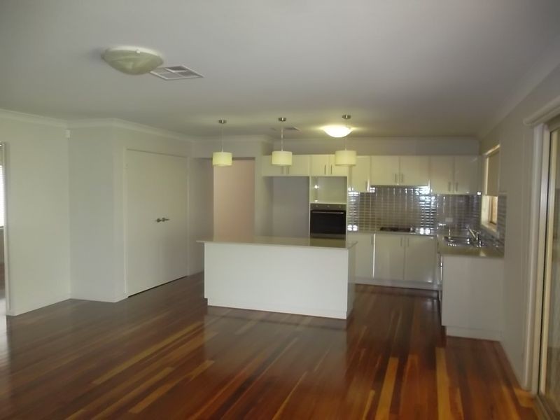 27 Diamond Circuit, Aberglasslyn NSW 2320