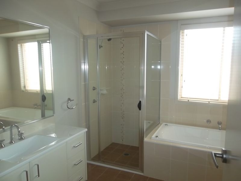 27 Diamond Circuit, Aberglasslyn NSW 2320