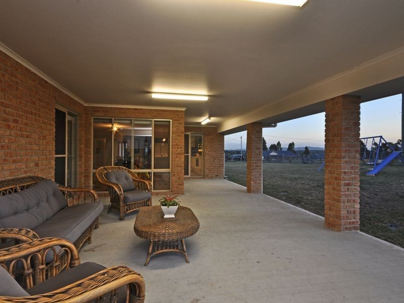 11 Woods Place, Branxton NSW 2335