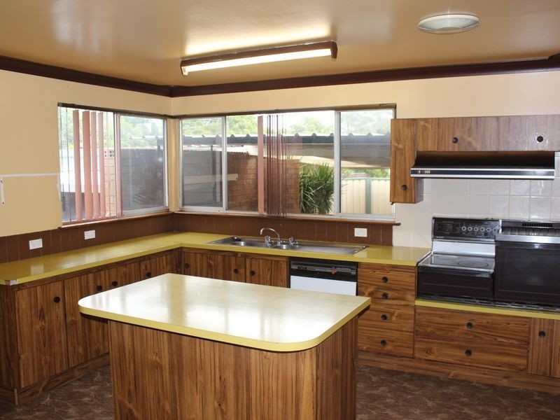 20 Valentia Parade, Tenambit NSW 2323