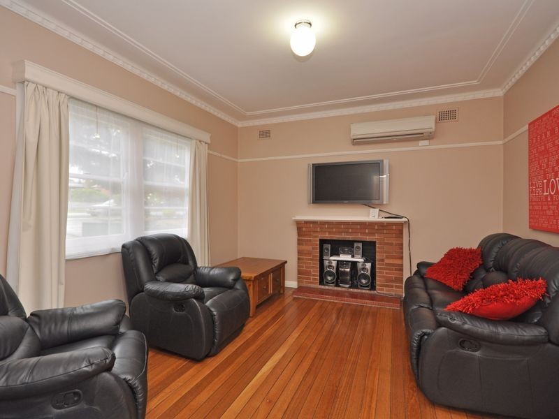 33 Lindesay Street, East Maitland NSW 2323