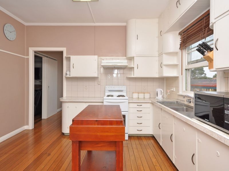 33 Lindesay Street, East Maitland NSW 2323