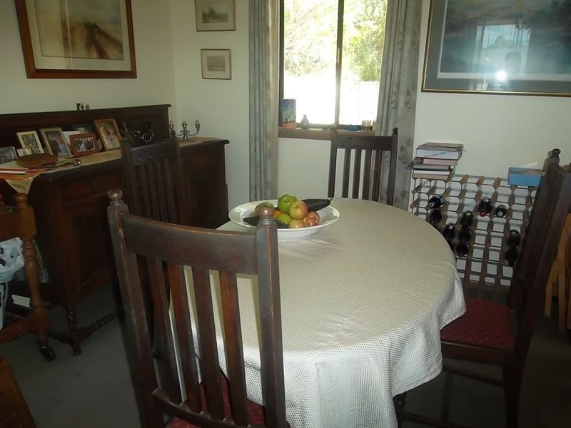 11 Chelmsford Drive, Metford NSW 2323