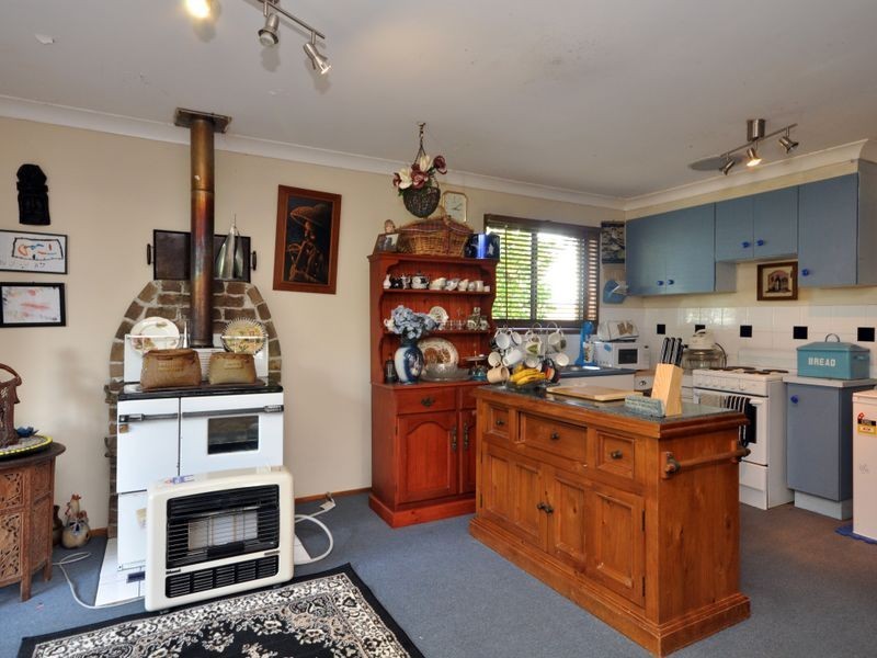 19 Hospital Road, Dungog NSW 2420