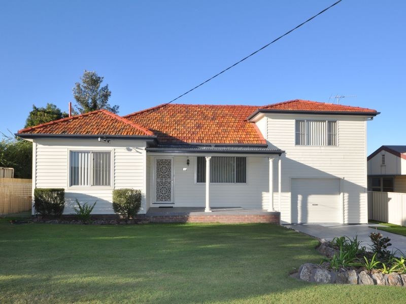 27 Thompson Street, Rutherford NSW 2320