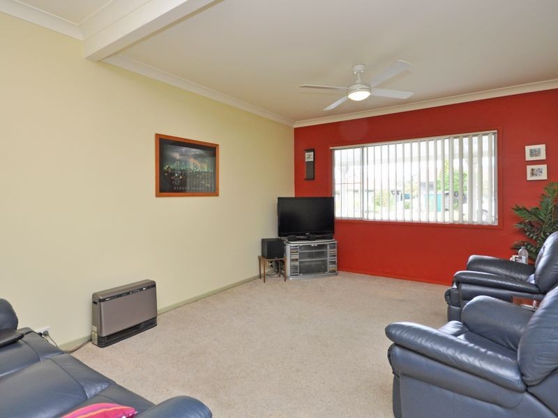 27 Thompson Street, Rutherford NSW 2320