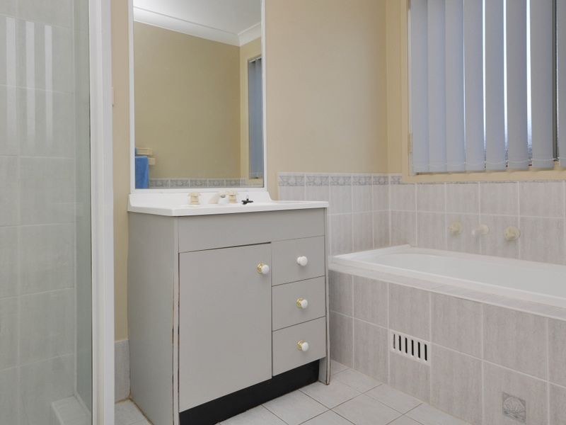 4 Burgundy Close, Gillieston Heights NSW 2321