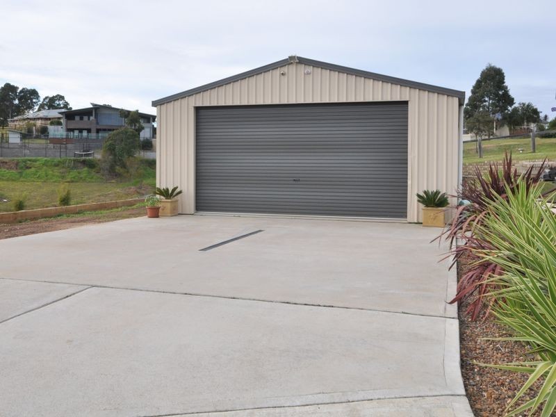 6 Rivergum Drive, Aberglasslyn NSW 2320