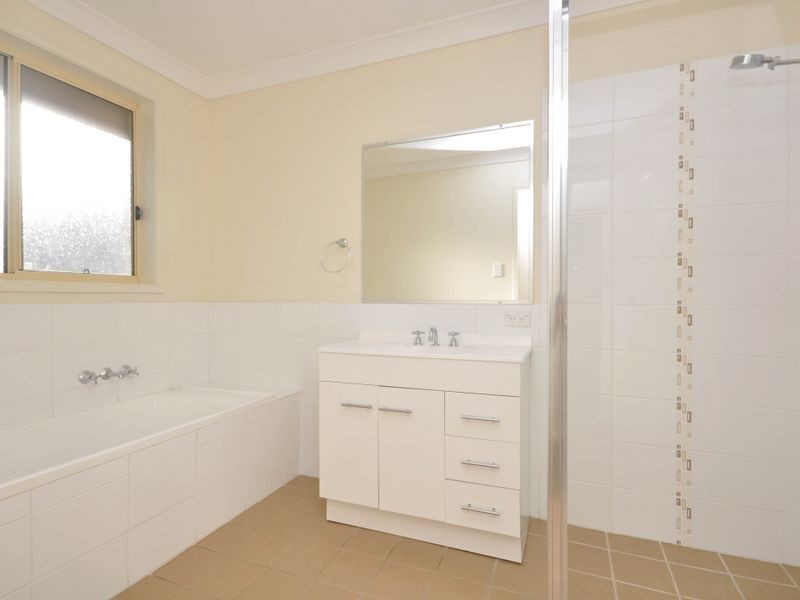 10 Kent Street, Greta NSW 2334