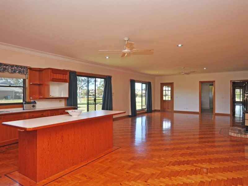 4 Woods Place, Branxton NSW 2335