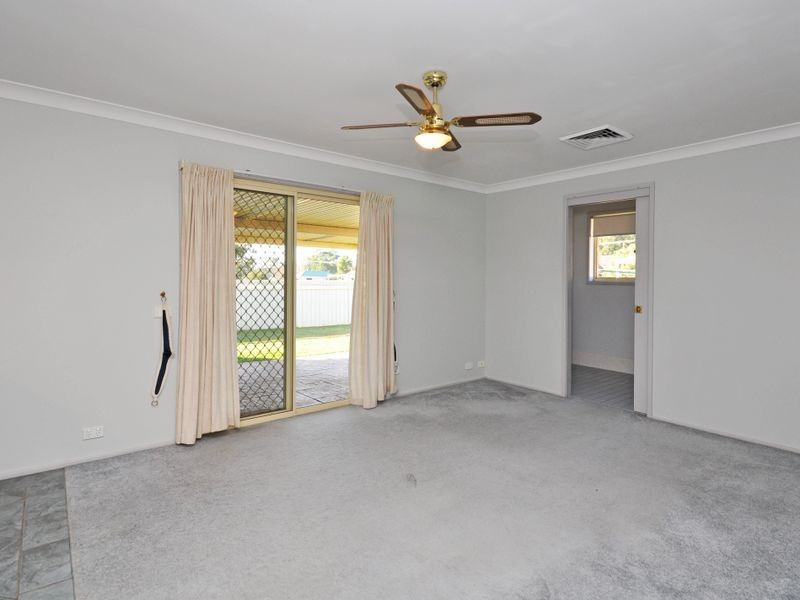 100 Harle Street, Abermain NSW 2326