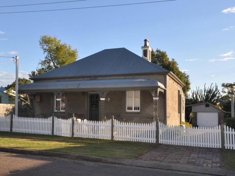 7 William Street, Telarah NSW 2320