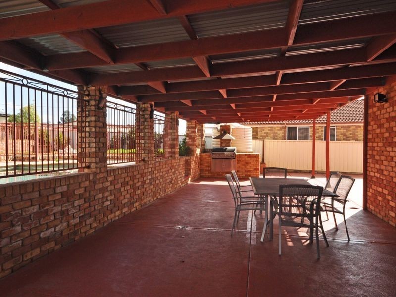 18 Pokolbin Street, Kearsley NSW 2325