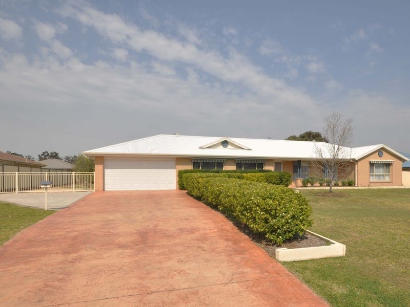 19 Radford Street, Cliftleigh NSW 2321