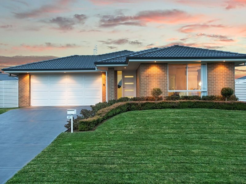 35 Kite Street, Aberglasslyn NSW 2320