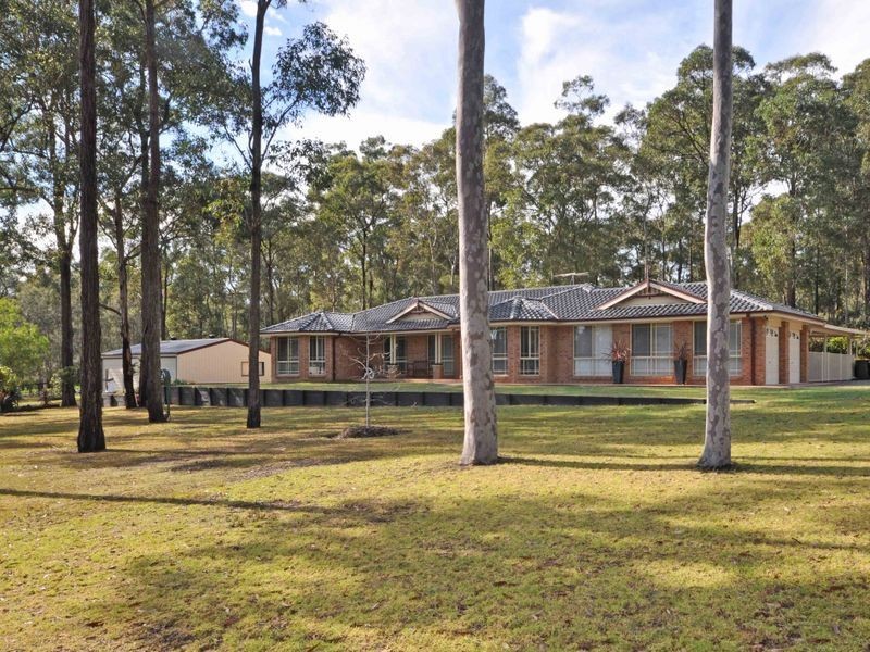 35 Avalon Drive, Thornton NSW 2322