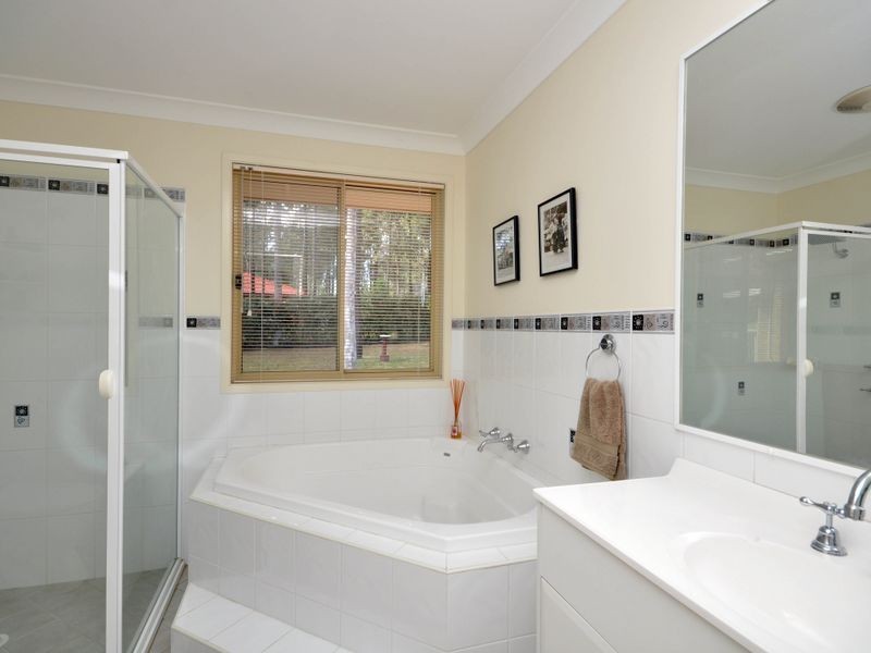 35 Avalon Drive, Thornton NSW 2322