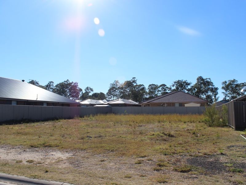 18 Connel Drive, Heddon Greta NSW 2321