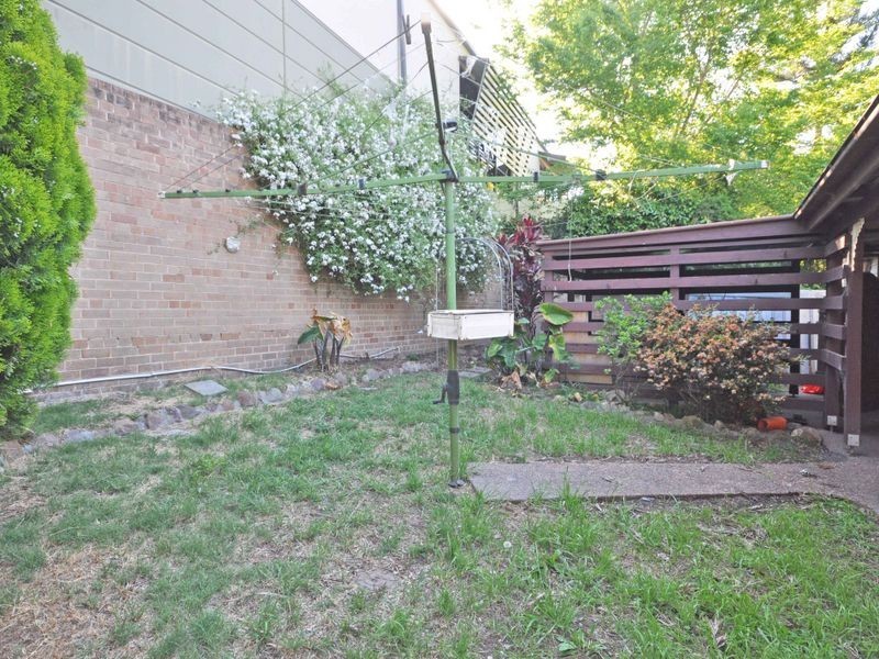 27 Ken Tubman Drive, Maitland NSW 2320