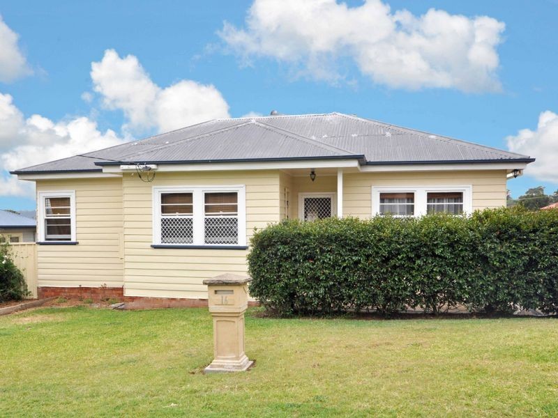 16 Lions Street, Telarah NSW 2320